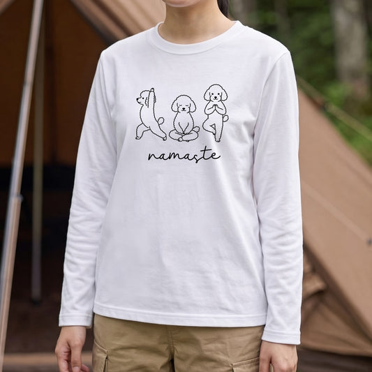 POODLE NAMASTE | トイプードル 犬 ヨガ 瞑想 イラスト かわいい ワンポイント 長袖Tシャツ【犬好き・ルームウェア・カジュアル・ギフト】