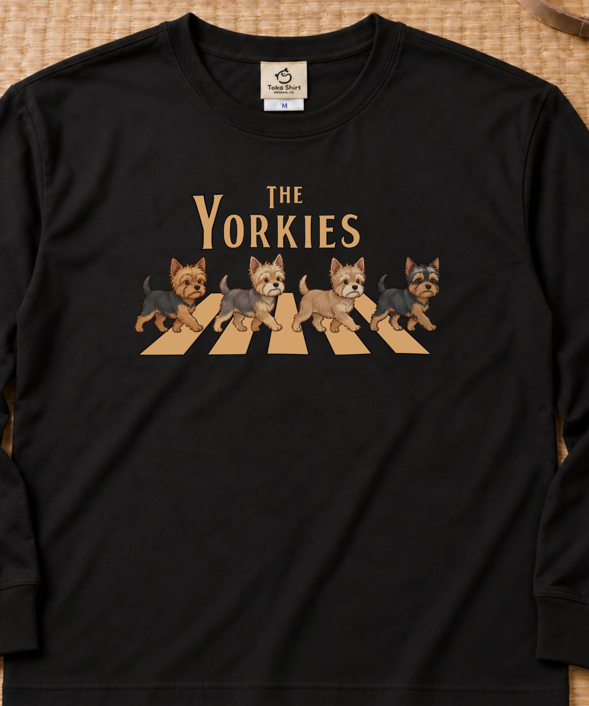 01-longsleeve-black.jpg