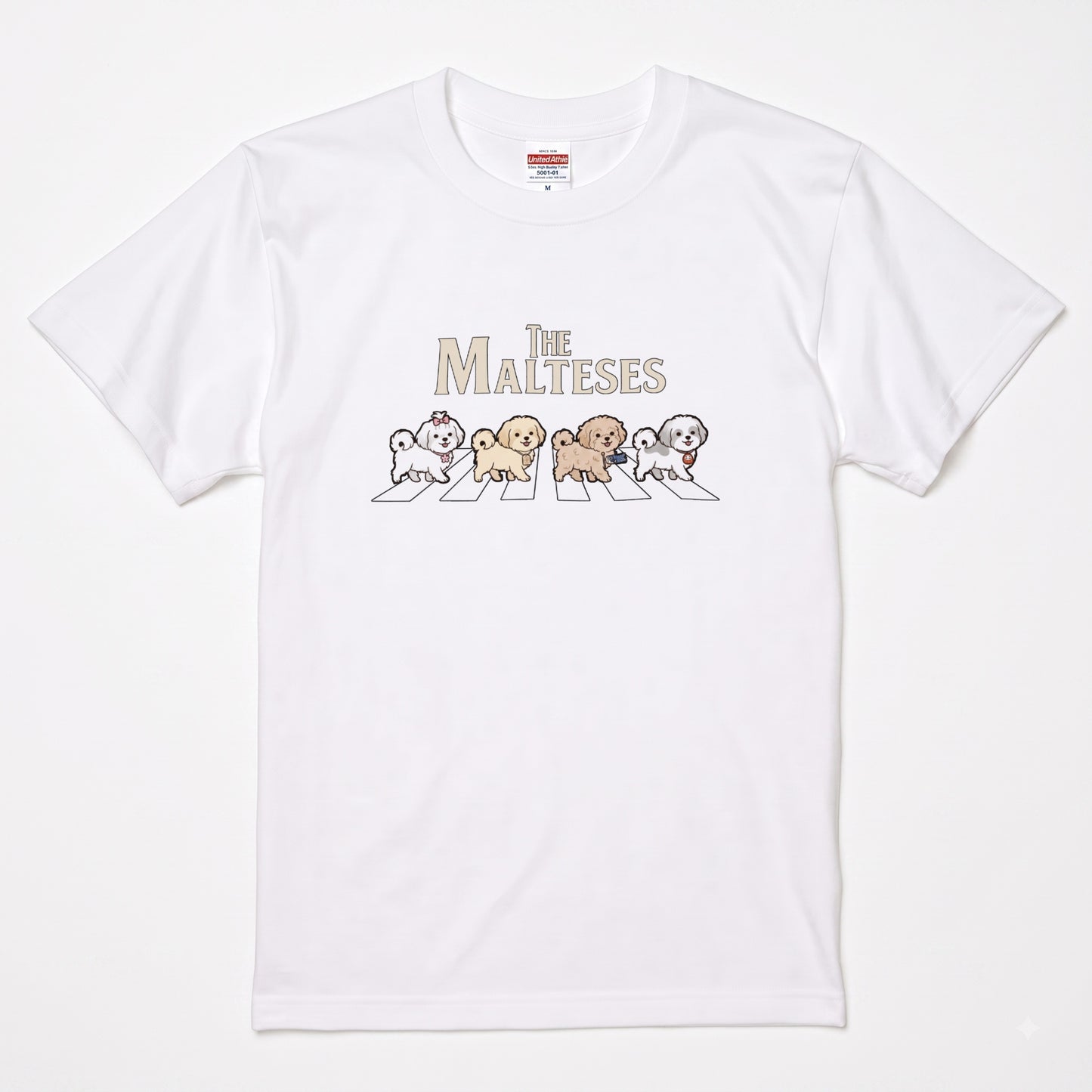THE MALTESES | 横断歩道 ゆるかわ マルチーズ4匹 パロディ Tシャツ【犬好き・愛犬家・イベント・プレゼントに最適】