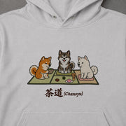 Chanoyu Akita | 茶道 秋田犬 和風 お茶会 日本犬 パーカー | フロントのみプリント