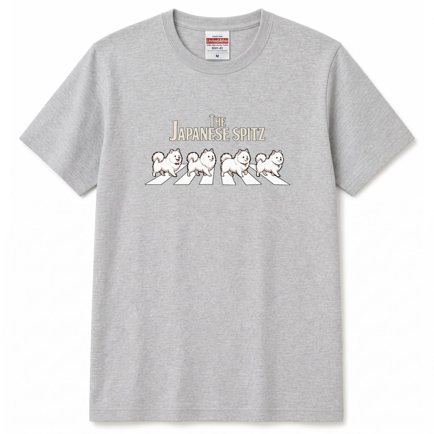 THE JAPANESE SPITZ | 横断歩道 ゆるかわ 白犬4匹 パロディ Tシャツ【犬好き・愛犬家・スピッツグッズ・イベント・プレゼントに最適】