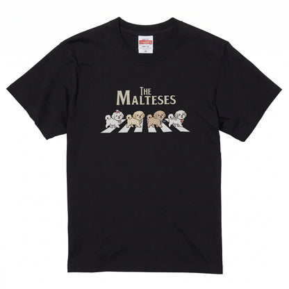 THE MALTESES | 横断歩道 ゆるかわ マルチーズ4匹 パロディ Tシャツ【犬好き・愛犬家・イベント・プレゼントに最適】