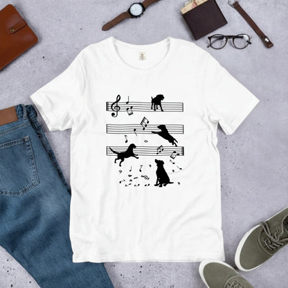 音符と踊る犬 犬Tシャツ | 音楽好き・犬好きに人気