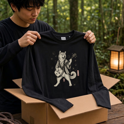 SHIBA SHAMISEN | レトロ 浮世絵調 柴犬 伝統和柄 グラフィック 長袖Tシャツ【犬雑貨・普段着・ストリート和柄・ユニセックス・ギフトに最適】