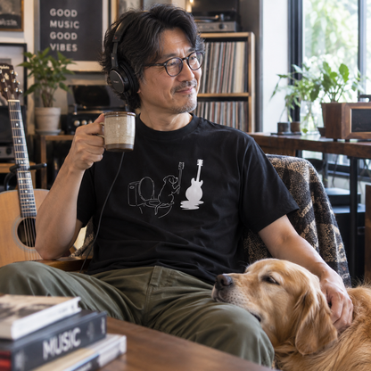 犬 トイレブラシ ギター 影 Tシャツ ｜ 犬好き・音楽好き・おもしろに人気
