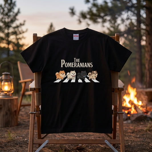 THE POMERANIANS | 横断歩道 ゆるかわ ポメラニアン パロディ Tシャツ【犬好き・愛犬家・イベント・プレゼントに最適】
