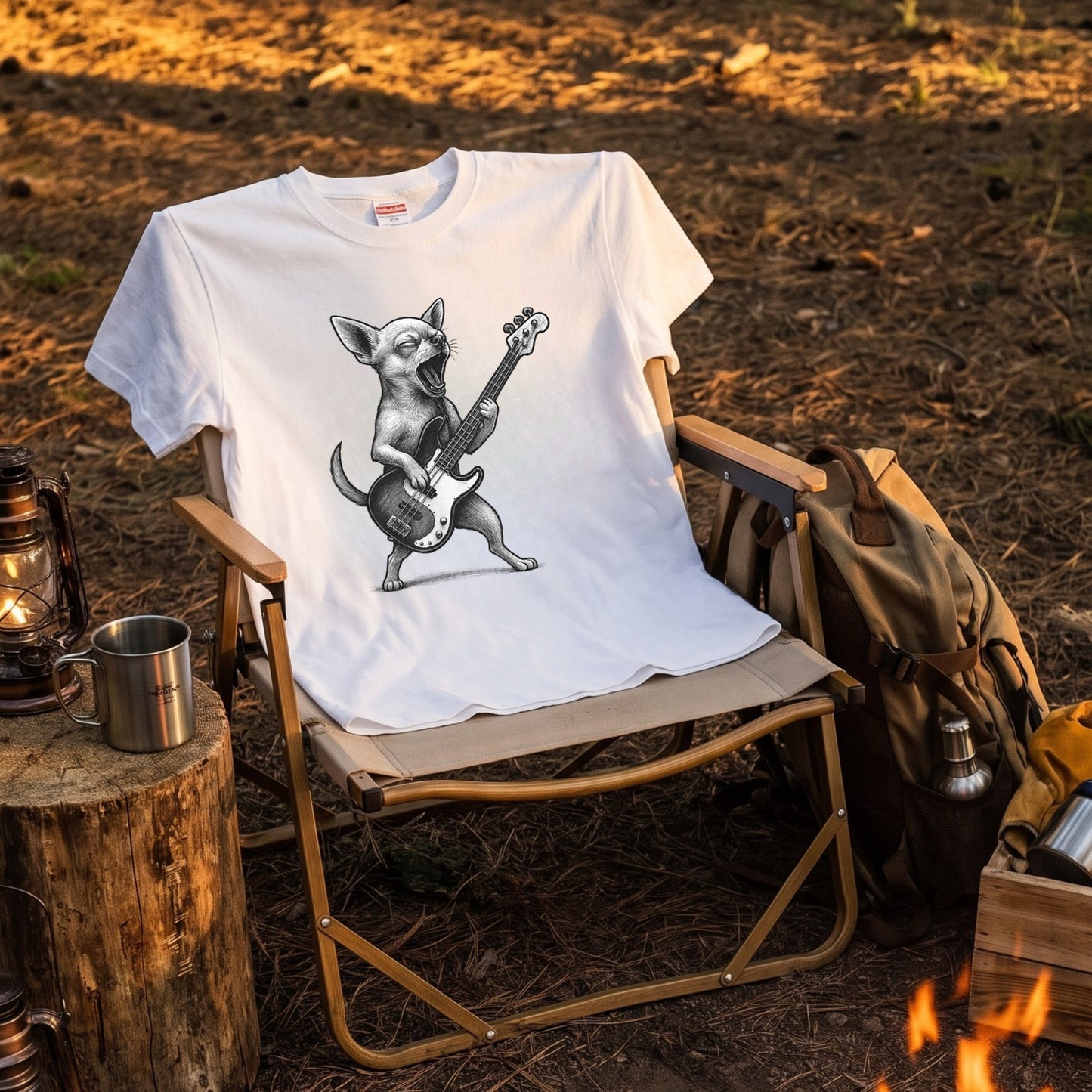 チワワ ベース ギター Tシャツ｜犬好き・ベーシスト・バンド・可愛い・面白い・音楽好きに人気