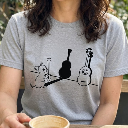 チワワとギター影アート 白Tシャツ | 音楽好きに人気 | InuJoy
