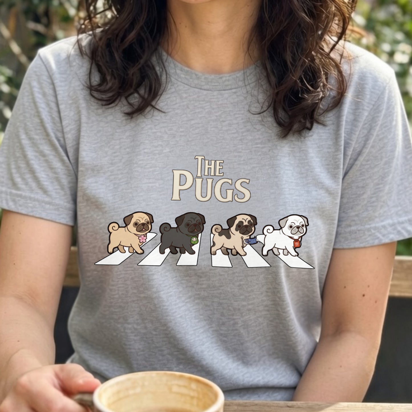 THE PUGS | 横断歩道 ゆるかわ パロディ Tシャツ【犬好き・愛犬家・パググッズ・イベント・プレゼントに最適】