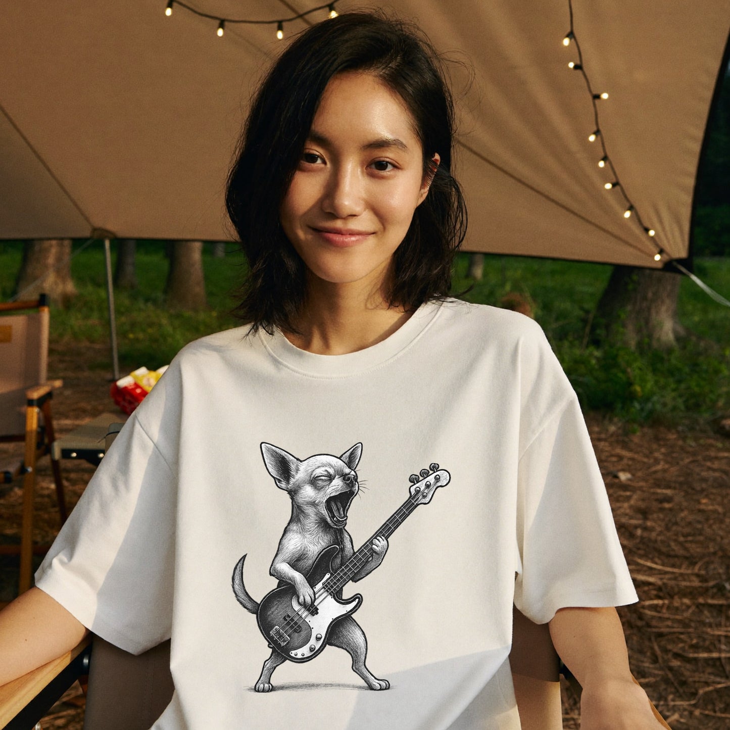 チワワ ベース ギター Tシャツ｜犬好き・ベーシスト・バンド・可愛い・面白い・音楽好きに人気
