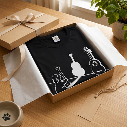 プードルとギター影アート 白Tシャツ｜音楽好きに人気