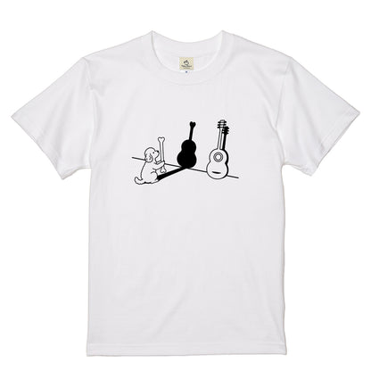 プードルとギター影アート 白Tシャツ｜音楽好きに人気