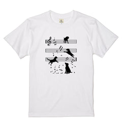 音符と踊る犬 犬Tシャツ | 音楽好き・犬好きに人気
