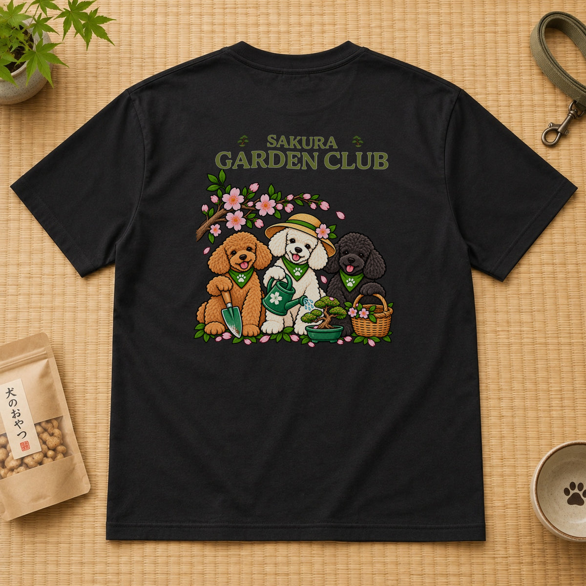 Sakura Garden Club Poodle トイプードル 桜 盆栽 春ガーデニング Tシャツ｜バックプリント