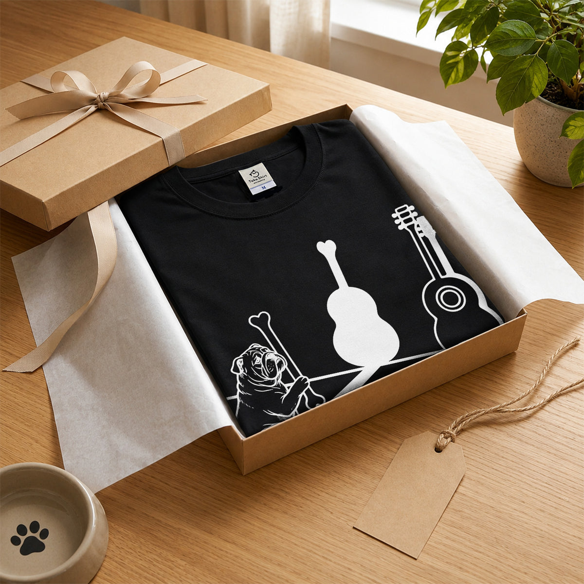 ブルドッグとギター影アート 白Tシャツ｜音楽好きに人気｜InuJoy