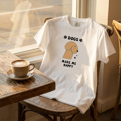 DOGS MAKE ME HAPPY | 犬 イラスト 英語メッセージ Tシャツ【犬好き・愛犬家・かわいい・誕生日ギフトに最適】