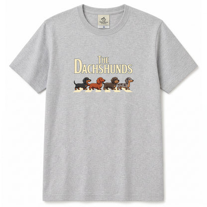 THE DACHSHUNDS | ミニチュアダックス 横断歩道 ゆるかわパロディTシャツ【犬好き・愛犬家・ギフトに最適】