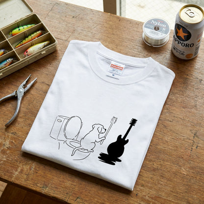 犬 トイレブラシ ギター 影 Tシャツ ｜ 犬好き・音楽好き・おもしろに人気