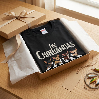 THE CHIHUAHUAS | チワワ 横断歩道 ゆるかわパロディTシャツ【犬好き・愛犬家・ギフトに最適】