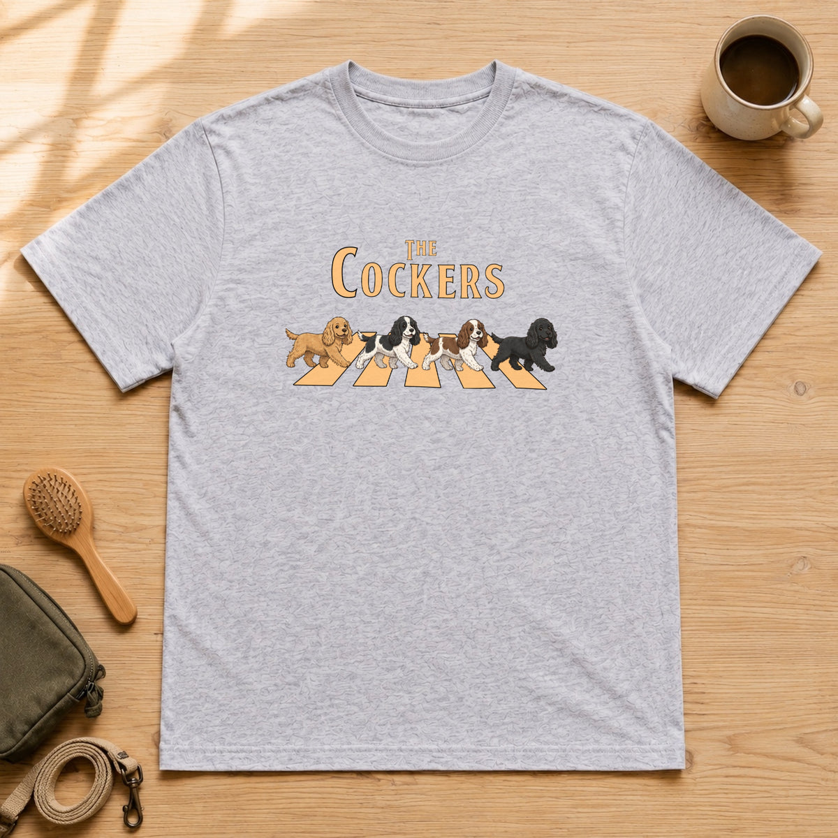 THE COCKERS | コッカースパニエル 横断歩道 お散歩 面白Tシャツ【犬好き・ギフトに最適】