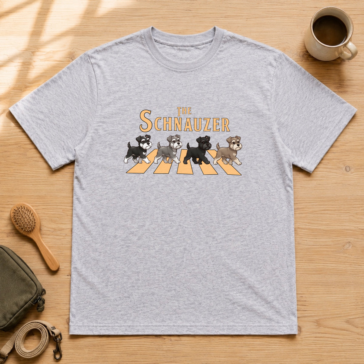 THE SCHNAUZER | ミニチュアシュナウザー 横断歩道 お散歩 面白Tシャツ【犬好き・ギフトに最適】