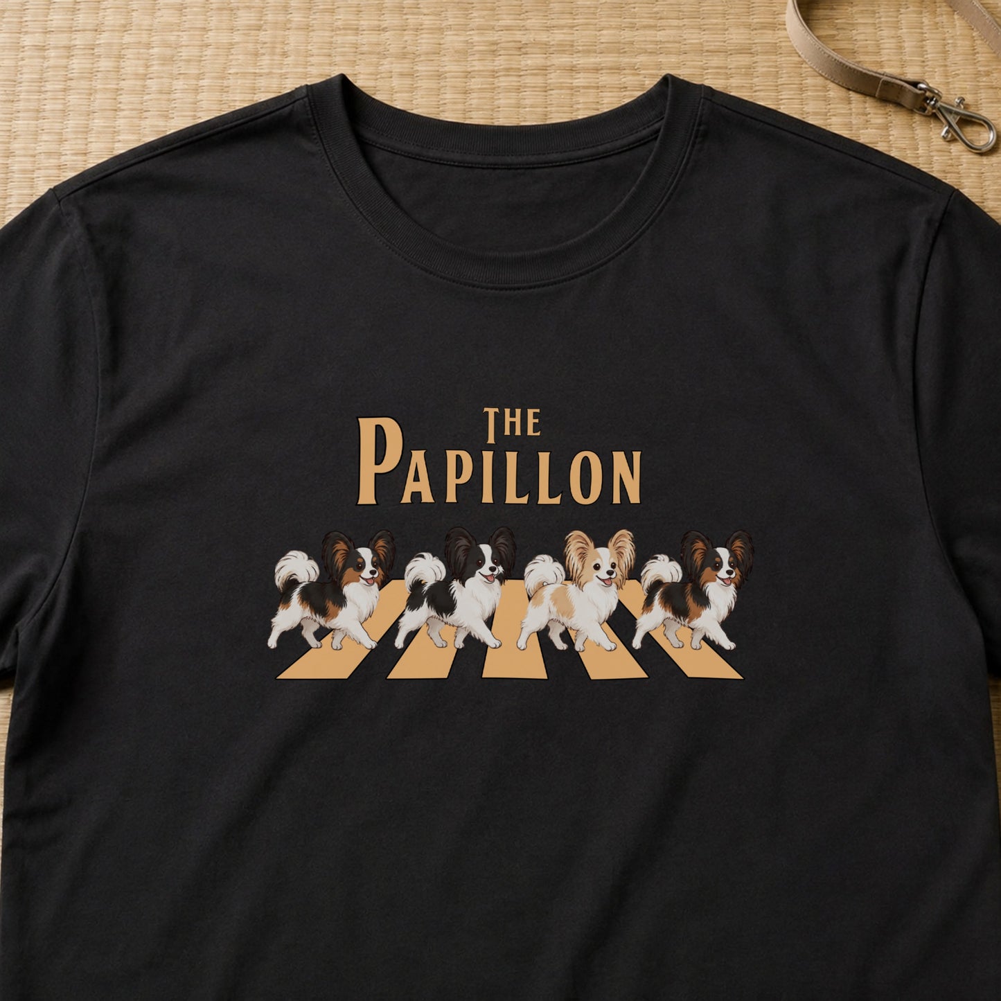 THE PAPILLON | パピヨン 横断歩道 お散歩 面白Tシャツ【犬好き・ギフトに最適】