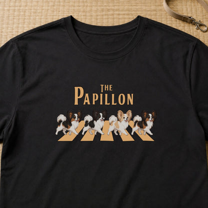 THE PAPILLON | パピヨン 横断歩道 お散歩 面白Tシャツ【犬好き・ギフトに最適】